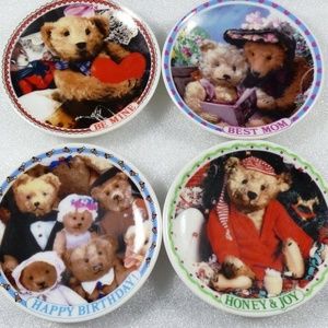 Lot of 4 Bialosky 1987 Miniature Plates Teddy Bear Honey & Joy Be mine Best Mom